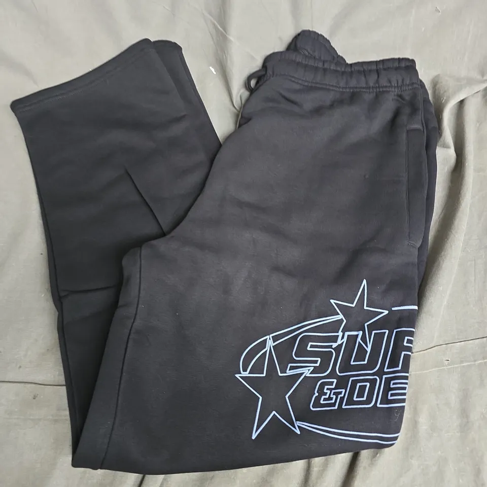 SUPPLY & DEMAND GRAPHIC JOGGERS IN BLACK - LARGE