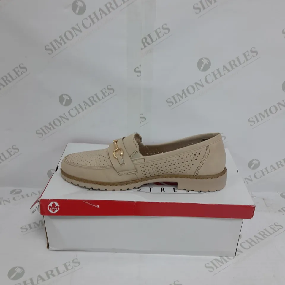 RIEKER WEDGE SANDAL SIZE 6.5