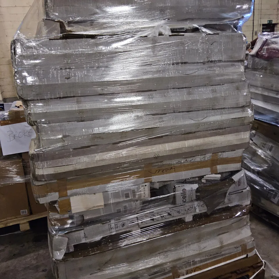 PALLET OF APPROXIMATELY 15 TELEVISIONS 