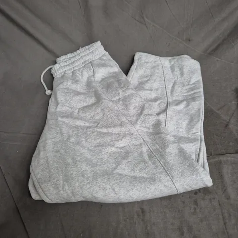 PULL&BEAR STRAIGHT LEG JOGGERS IN GREY β SIZE M