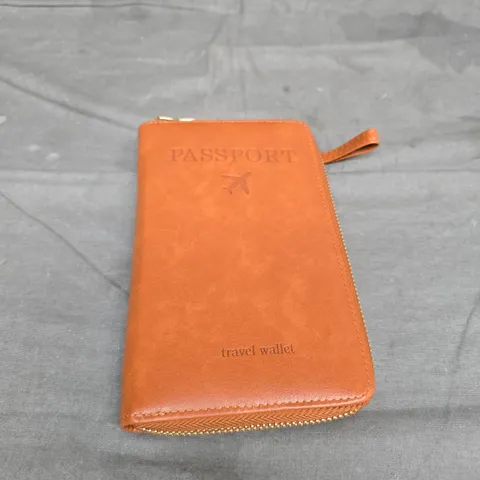 PASSPORT TRAVEL WALLET – TAN LEATHER 