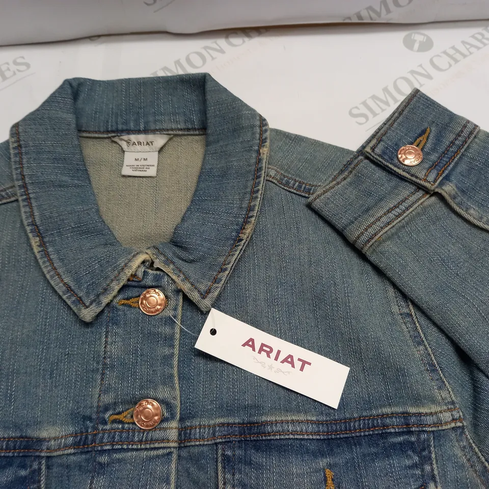 ARIAT WOMENS DENIM JACKET - M