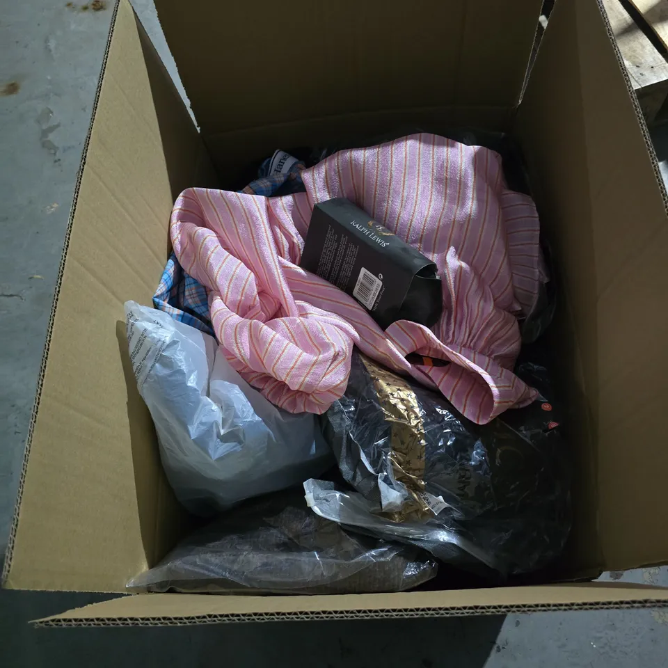 APPROXIMATELY 30 ASSORTED ITEMS OF CLOTHING INCLUDING HANES CHECK BOXER SHORTS LARGE, RALPH LEWIS MENS SOCKS 6 - 11, STINE GOYA XS ROSE PIN STRIPE SHIRT AND ASOS KHAKI FLUFFY KNIT CARDIGAN SMALLL