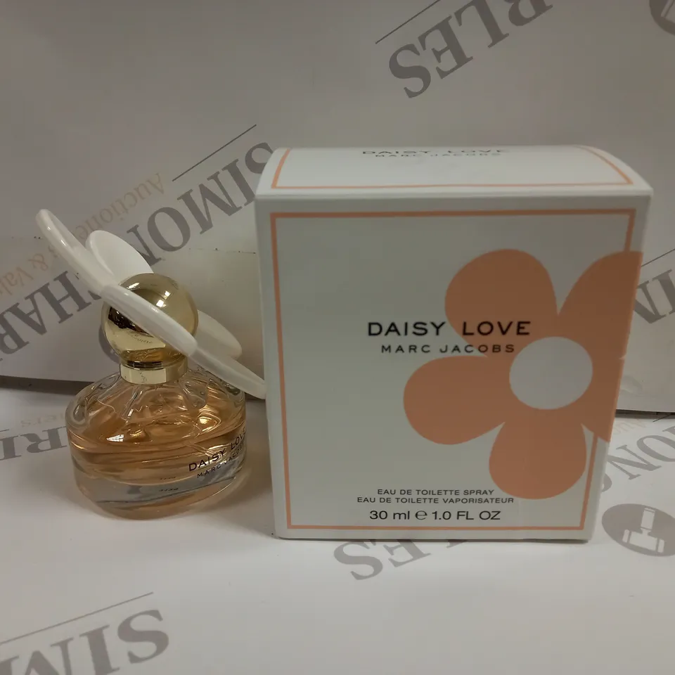 BOXED MARC JACOBS DAISY LOVE EAU DE TOILETTE 30ML