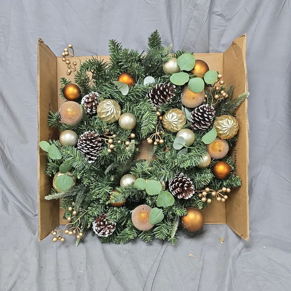 COPPER AND GOLD PRE LIT CHRISTMAS WREATH, ONE SIZE