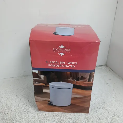 BOXED HIGHLANDS HOMEWARE 3L PEDAL BIN - WHITE POWDER COATED