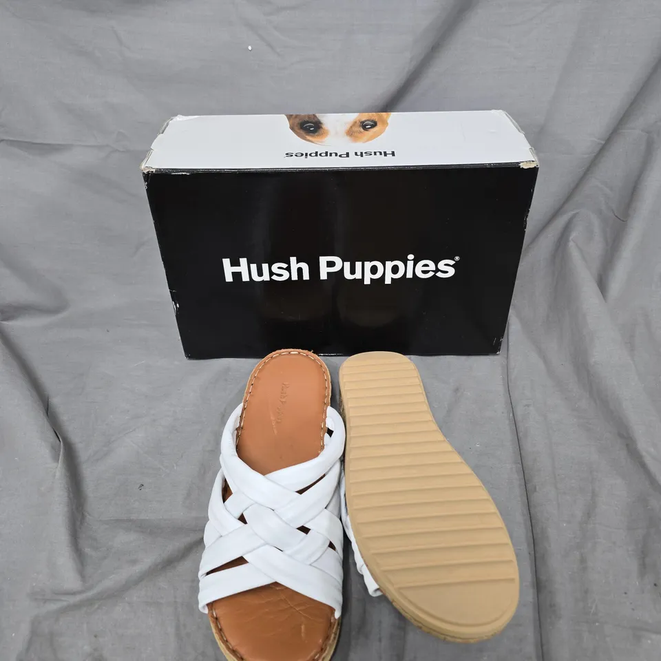 HUSH PUPPIES WOMEN'S WHITE CROSS-STRAP SANDALS - BOXED - SIZE EUR 41