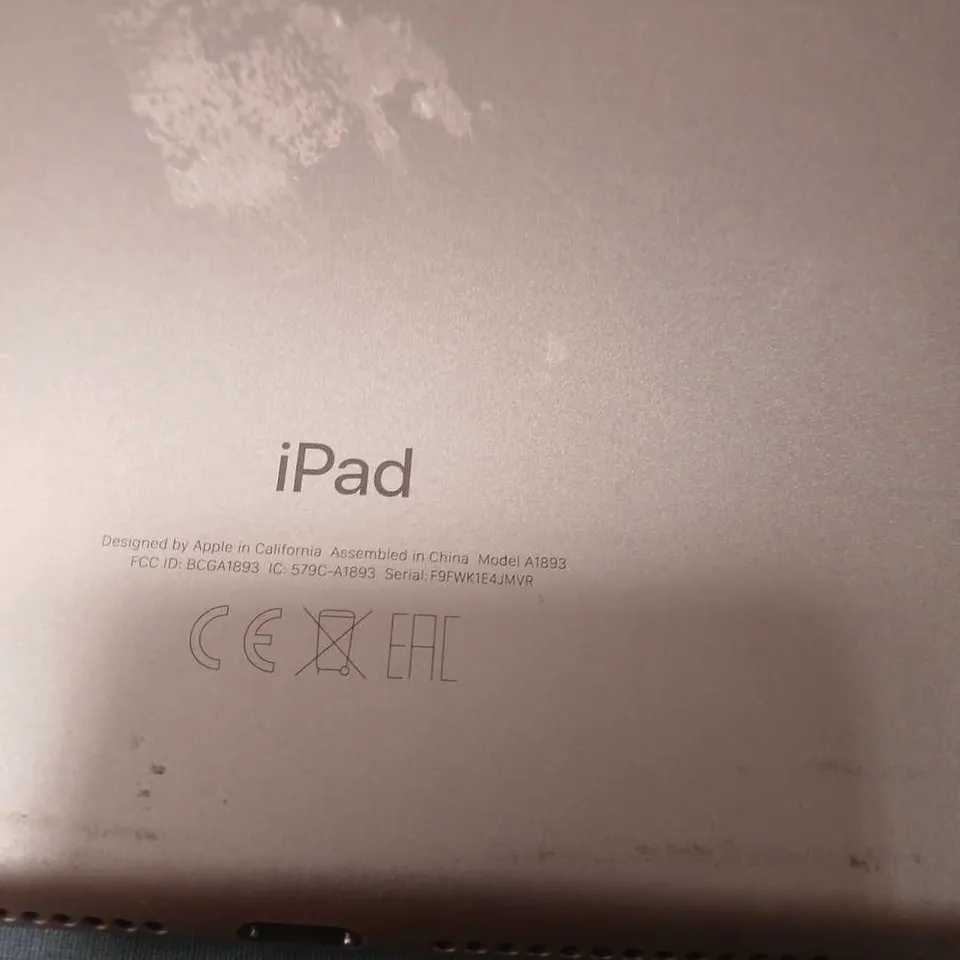 APPLE IPAD 6TH GEN IN ROSE GOLD – MODEL A1893