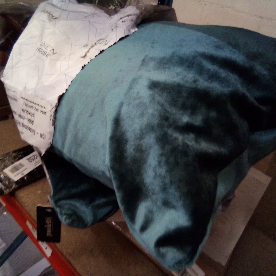 DIKIRA SCATTER CUSHION 