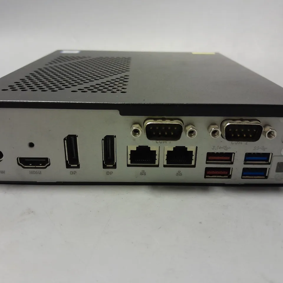 SHUTTLE MINI PC WITH I5 GEN 9 