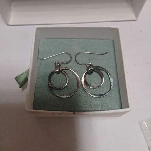 NINA B STERLING SILVER OPEN CIRCLE DROP EARRINGS 