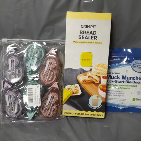 BOX OF APPROXIMATELY 10 ASSORTED ITEMS TO INCLUDE - CRIMPIT BREAD MAKER , MUCK MUNCHER , DOUBLE SIDED GLUE ETC