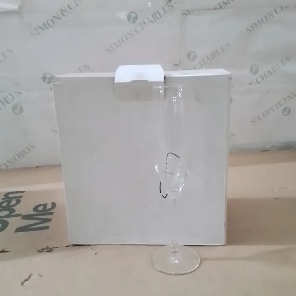 BOXED DARTINGTON WINE GLASSES APPROXIMATELY 6 19.5CL