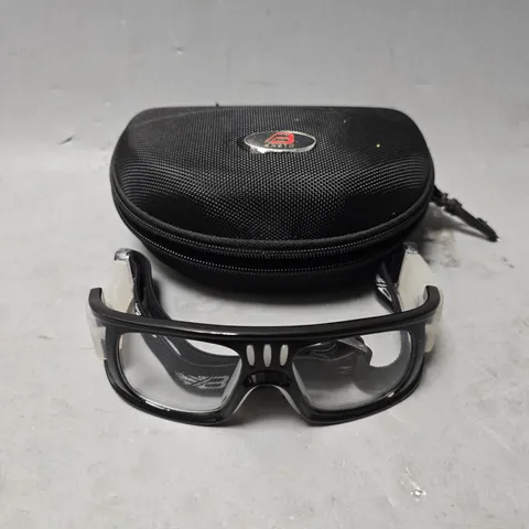 BASTO BLACK SPORT GLASSES IN BLACK