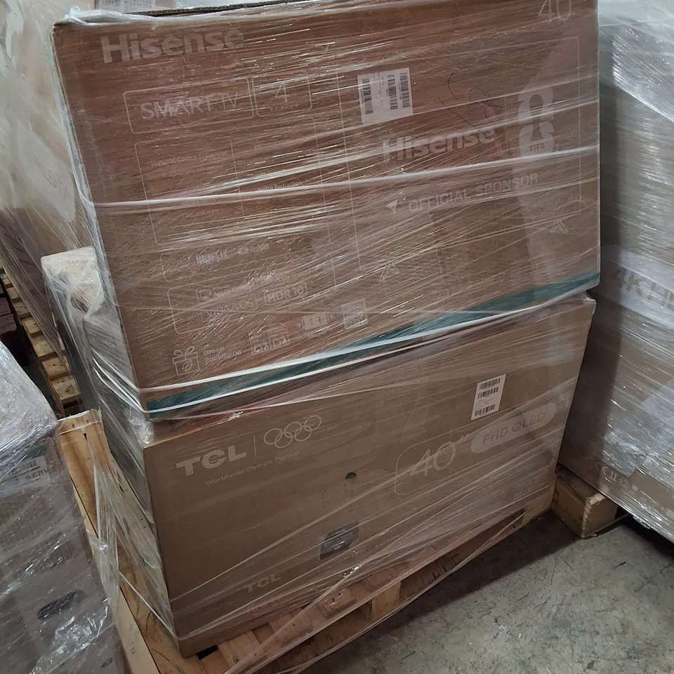 PALLET CONTAINING APPROXIMATELY 11 ASSORTED DAMAGED TVS