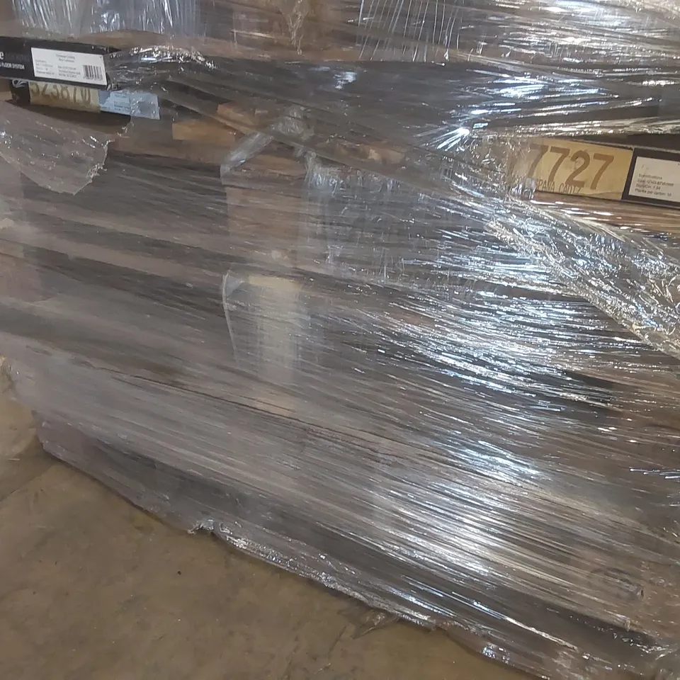 PALLET CONTAINING A VERY LARGE QUANTITY OF ASSORTED VINYL FLOORING INCLUDING: CONTESSE FLOATING FLOOR SYSTEM BLEACHED PINE, ESPANA CADIZ, SWEDISH PINE LIGHT ECT