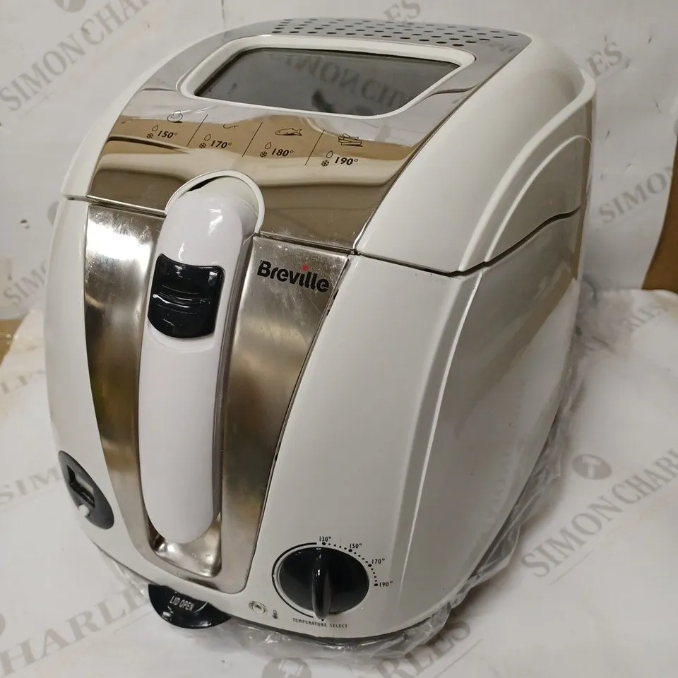 BREVILLE EASY CLEAN DIGITAL FRYER