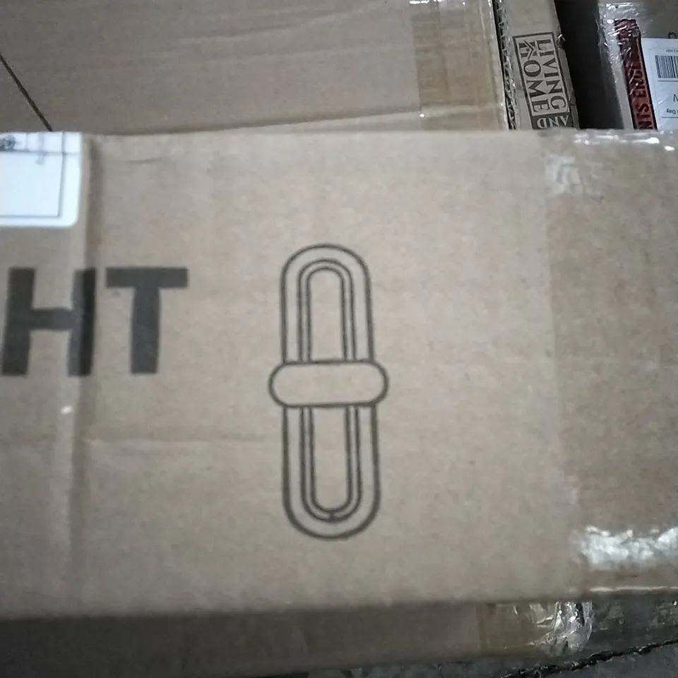 BOXED LIGHTS IN WALL LIGHT 