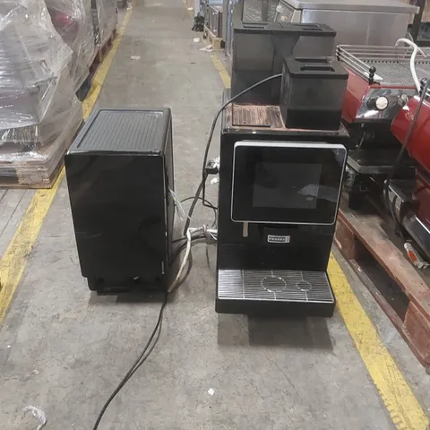 FRANKE A600 COMMERCIAL COFFEE MACHINE WITH MILK CHILLER (2 ITEMS)