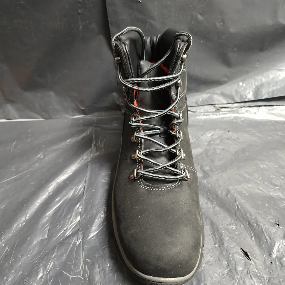 SCRUFFS MEN'S BLACK STEEL TOE WORK BOOTS, UK 9