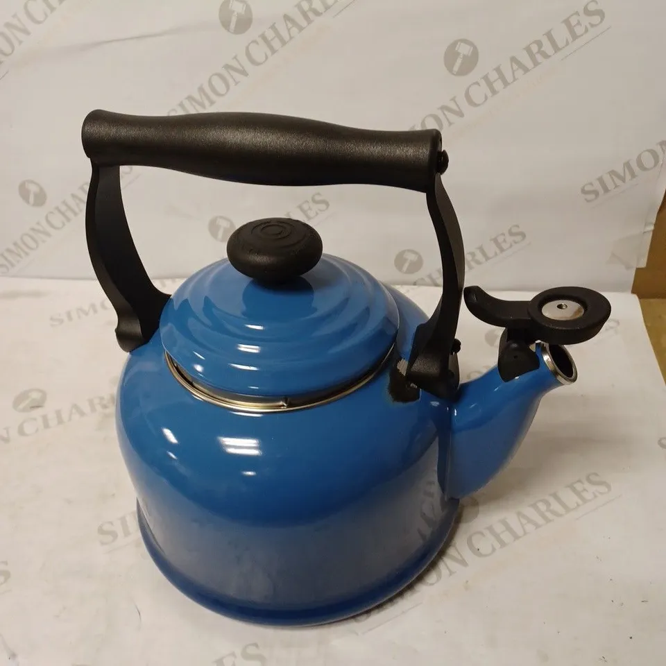 LE CREUSET TRADITIONAL STOVE-TOP KETTLE BLUE