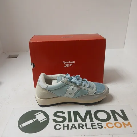 REEBOK CLASSIC AZ WOMEN’S RUNNING SHOES – UK 5 (US 7.5) – LIGHT BLUE/GREY