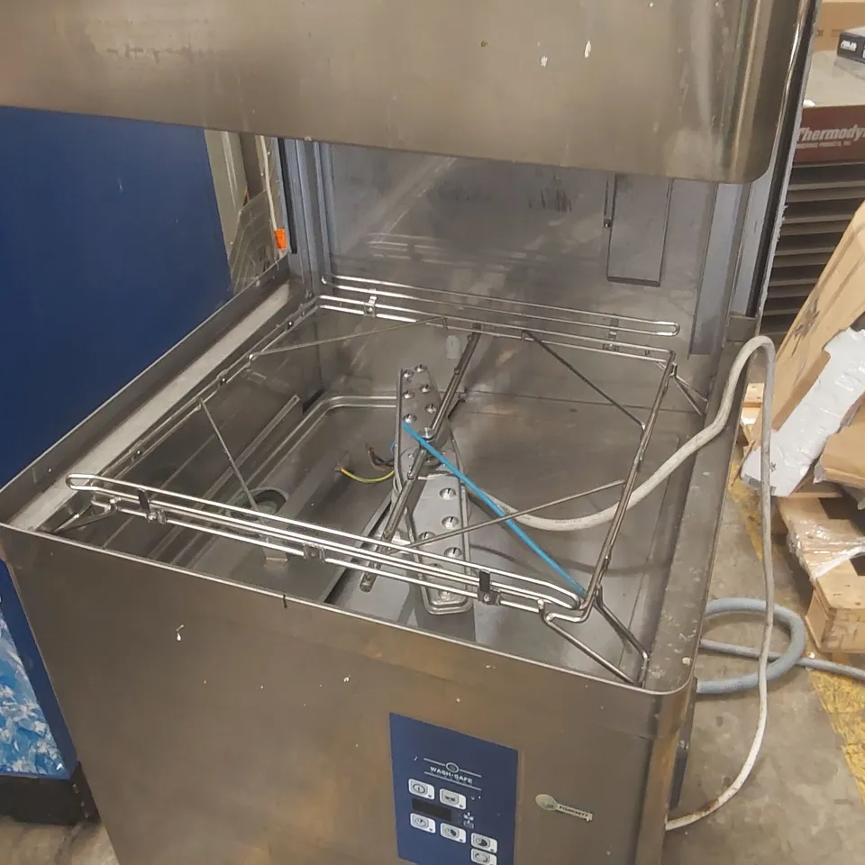 ELECTROLUX EHTAIG COMMERCIAL PASS THROUGH DISHWASHER