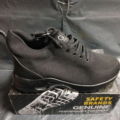 MENS WORK BOOT BLACK MESH TRAINERS – MEN'S FOOTWEAR - UK SIZE 10 