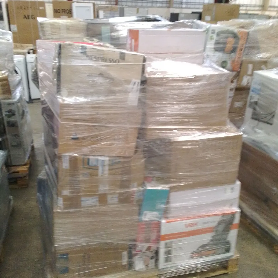 PALLET OF APPROXIMATELY 29 UNPROCESSED RAW RETURN HOUSEHOLD AND ELECTRICAL GOODS TO INCLUDE;