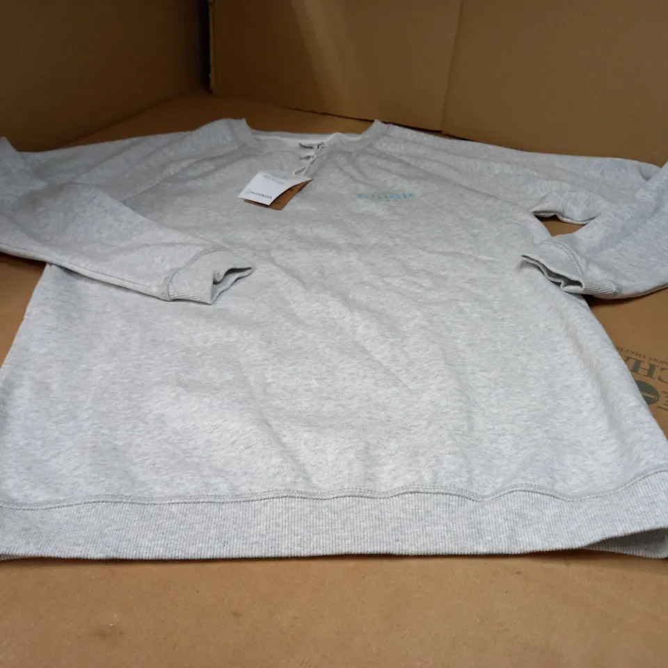 PASSENGER LIGHT GREY MARL/LOGO SWEATER - LARGE