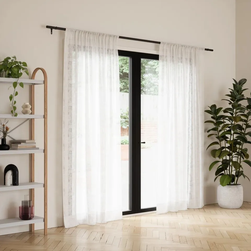 BOXED UMBRA ZEN 1" EXPANDABLE CURTAIN ROD
