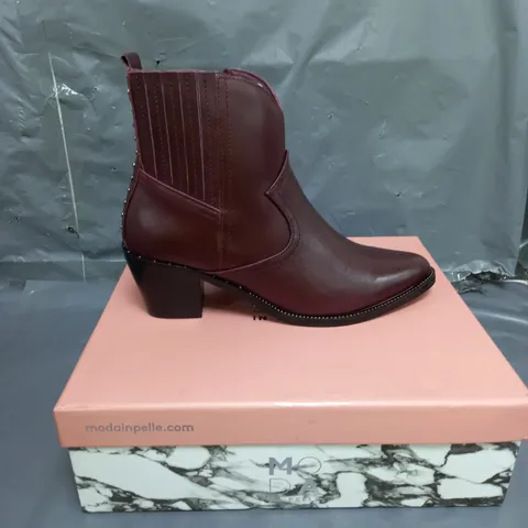 MODA IN PELLE ANNIEE BURGUNDY ANKLE BOOTS SIZE 5