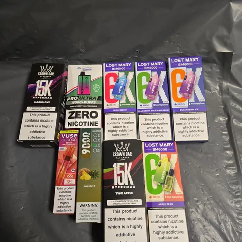 APPROXIMATELY 25 ASSORTED E-CIGARETTE & VAPING ITEMS IN VARIOUS BRANDS 