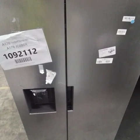 SAMSUNG AMERICAN STYLE DOUBLE FRIDGE WITH WATER AND ICE DESPENSER IN GRAPHITE GREY - UNPROCESSED RAW RETURN