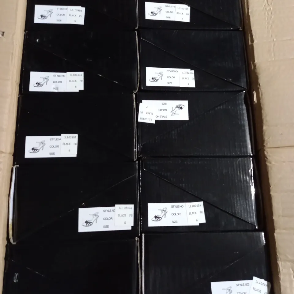 APPROXIMATELY 12 BOXED PAIRS OF GEMZ BLACK SANDALS IN VARIOUS SIZES TO INCLUDE SIZE 7