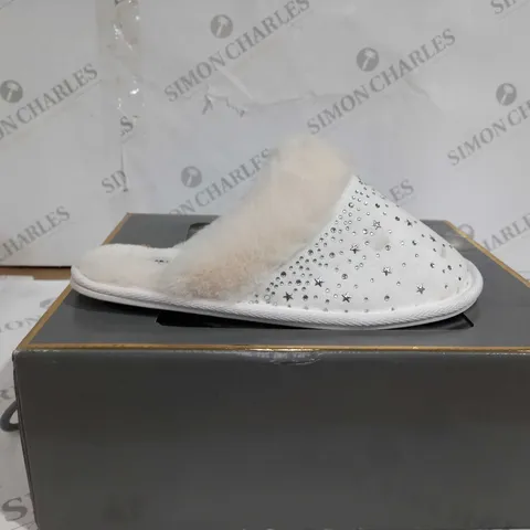 BOXED PAIR OF DUNE LONDON CREAM-SYNTHETIC STAR HOTFIX SLIPPER M