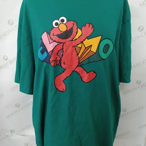 H&M ELMO T-SHIRT IN GREEN SIZE LARGE