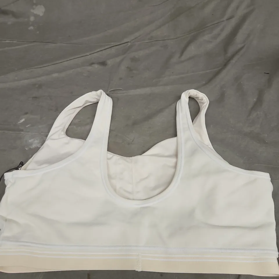 Alo Yoga Airbrush Heart Throb Bra - Oat Milk/White, Size L