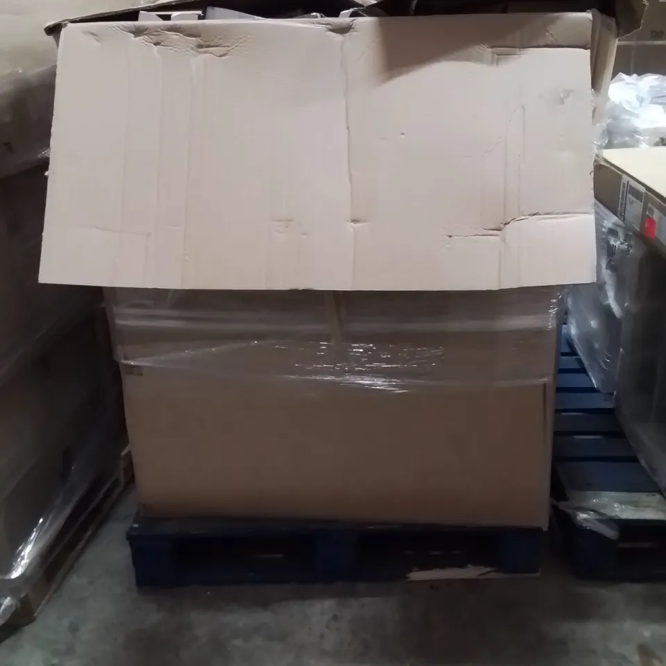 PALLET CONTAINING A LARGE QUANTITY OF TONERS CARTRIDGES 