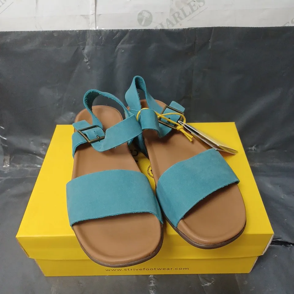 STRIVE LADIES SANDALS TEAL SIZE 7