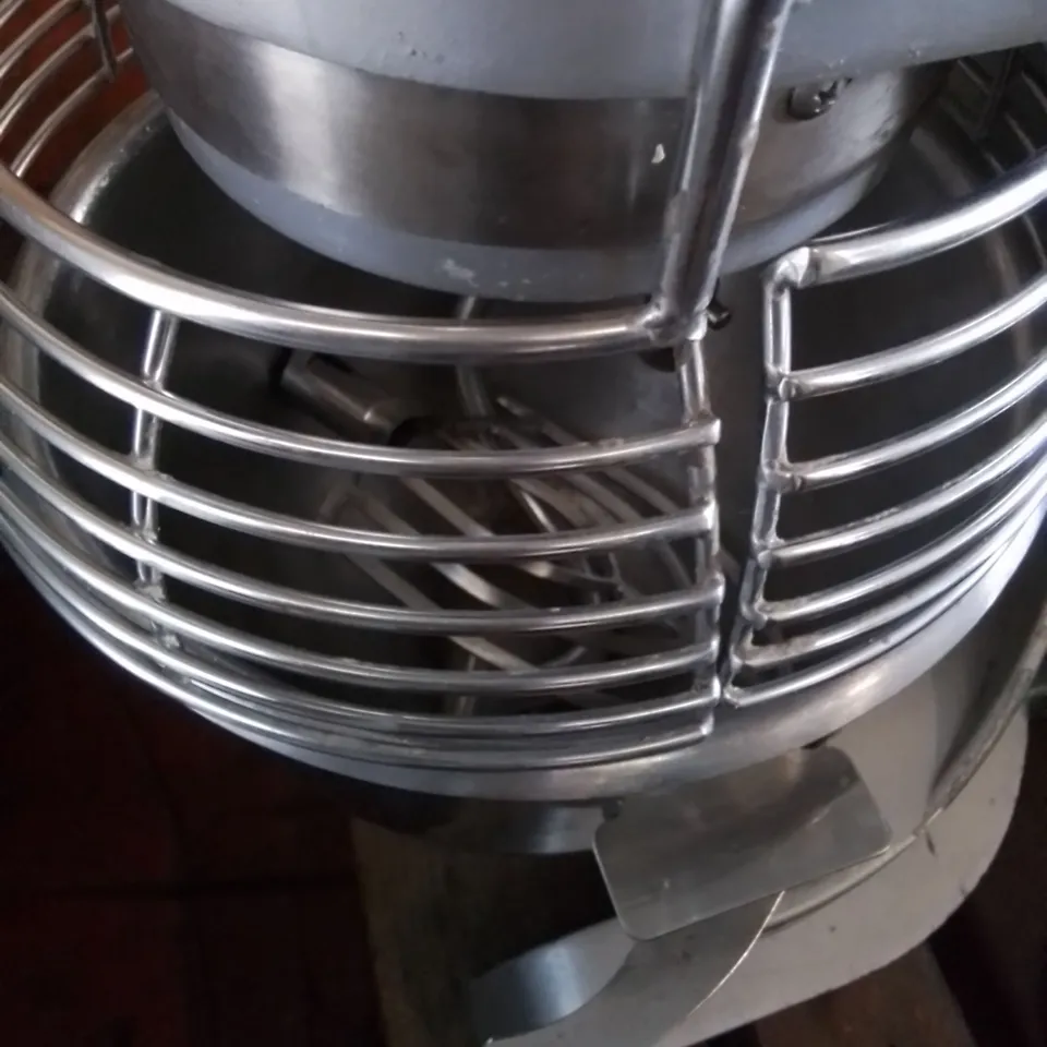 ARGENTA M10 HYDRAULIC LIFT & ADJUSTABLE SPEED MIXER