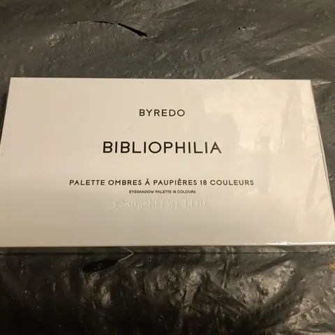 SEALED BYREDO BIBLIOPHILIA EYESHADOW PALETTE