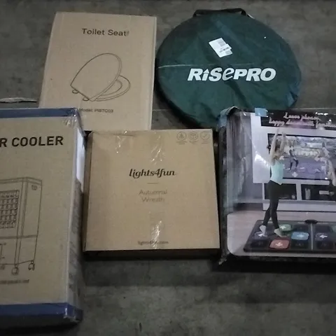 PALLET OF ASSORTED ITEMS INCLUDING AIR COOLER, TOILET SEAT, AUTUMNAL WREATH, DANCE MAT, POP-UP TENT