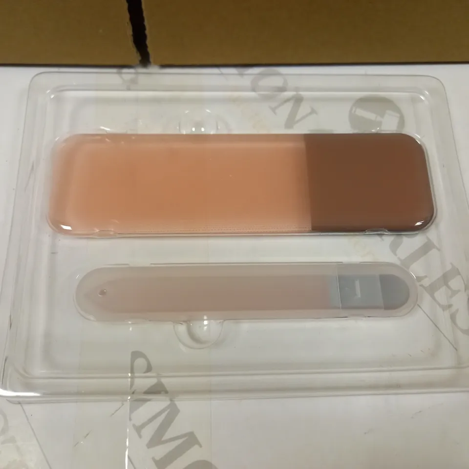 DESIGNER GIRLS MANICURE/PEDICURE SET IN ROSE CHROME