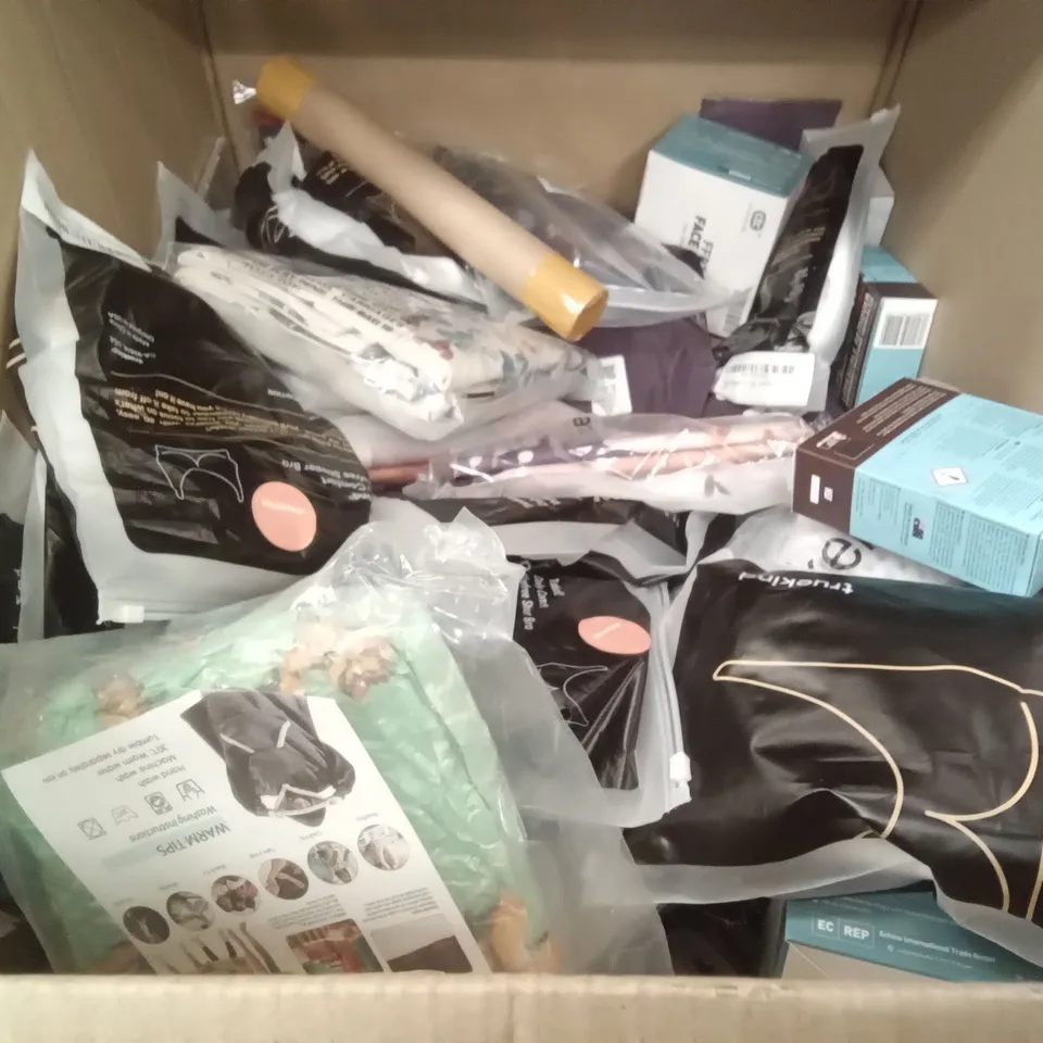 PALLET OF ASSORTED ITEMS INCLUDING MINI POP KEYCHAIN, HOODIE BLANKET, BROWN BEAR LIMESCALE REMOVER, FACE MASK, COMFORT WIRE FREE SHAPER BRA, DIANA ROSS CD