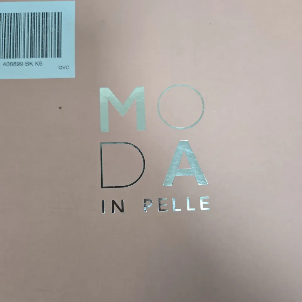 MODA IN PELLE BLACK GLITTER SLIP-ON LOAFERS – WOMEN’S UK 7