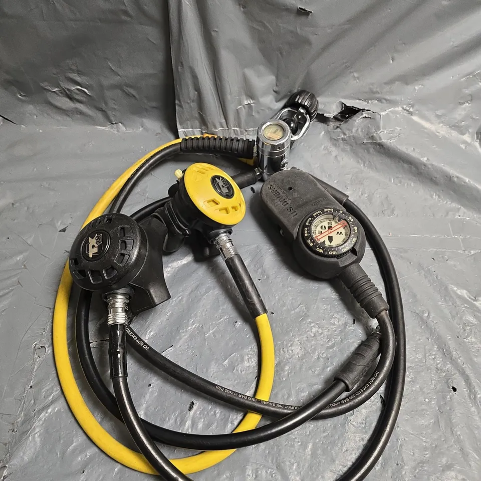US DIVERS AQUA LUNG TX 40 REGULATOR SET FOR SCUBA DIVING