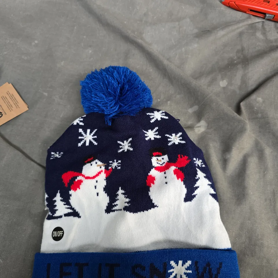 BOX OF APPROXIMATELY 25 CLOTHING ITEMS INCLUDING: TWO BODEN NIGHTGOWNS AND LET IT SNOW HAT