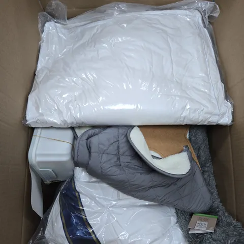 APPROXIMATELY 15 ASSORTED HOUSEHOLD PRODUCTS TO INCLUDE PAPER PLATES, BATHROOM LIGHT AND DOG COATS