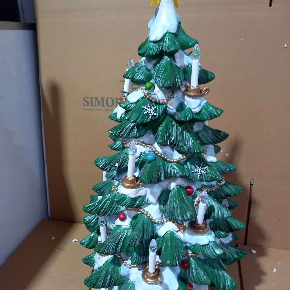JENNINGS OUTDOOR LED CHRISTMAS TREE
